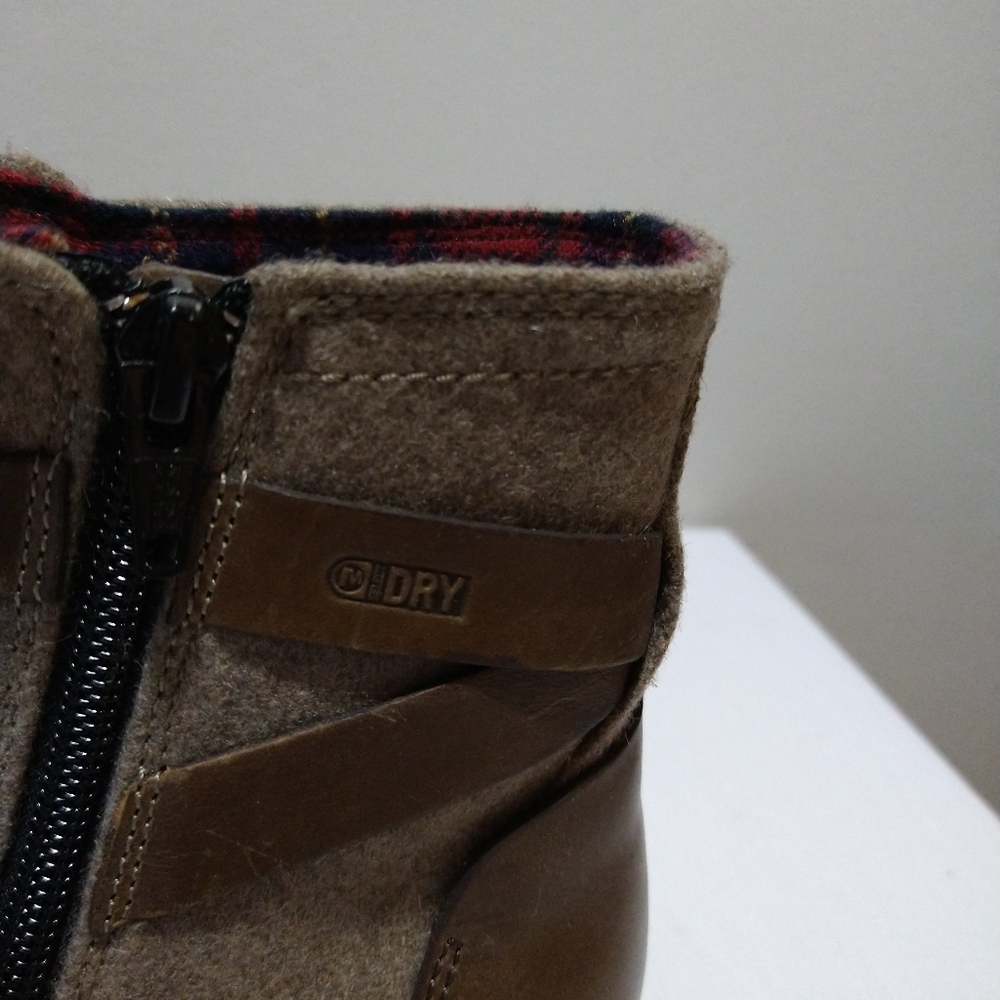 Merrell Legacy Buckle Waterproof Leather Boots - Picture 3 of 13